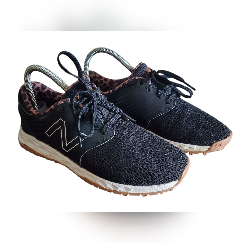 New Balance Women Sz 6 Fresh Foam‎ Breathe Golf Shoes Black/Animal  NBGW4002BKA